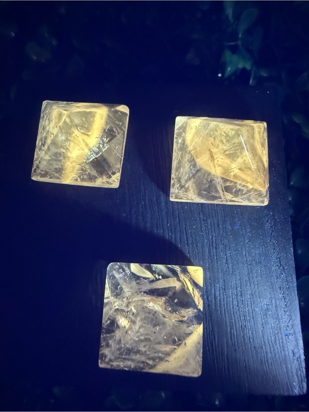 Brazilian Amethyst w/ Powellite Inclusions Pyramid - *UV Reactive*